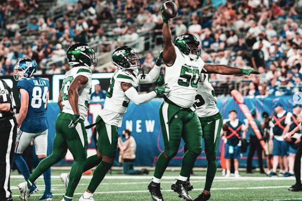 New York Jets Spieler beim Ballfang