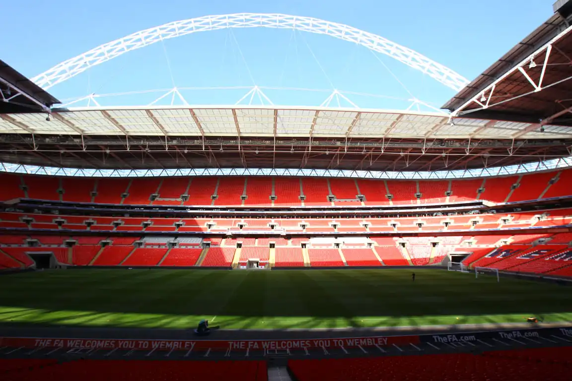 Blick Südtribüne Unterrang Block 122