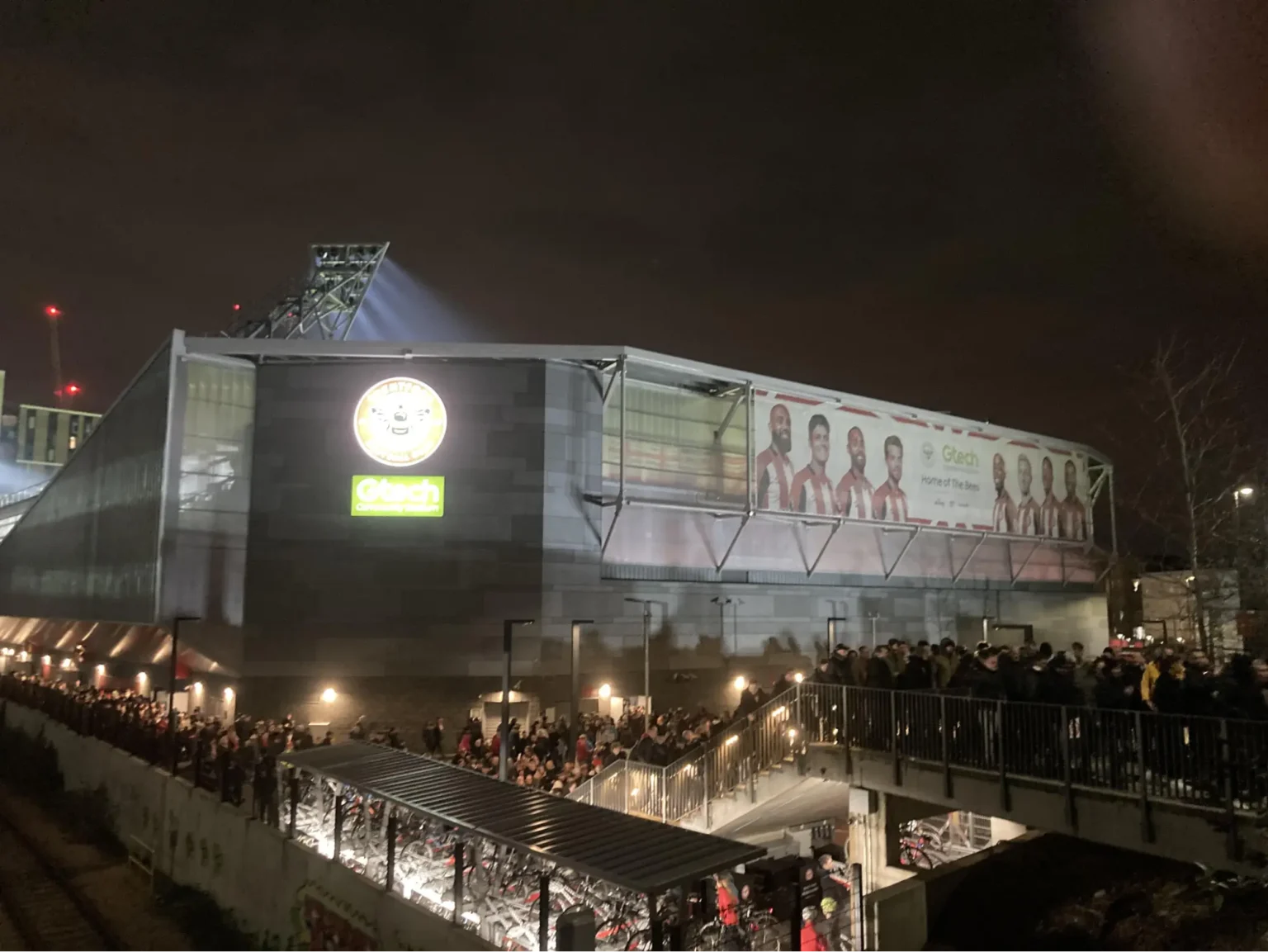 Community Stadium Außenansicht