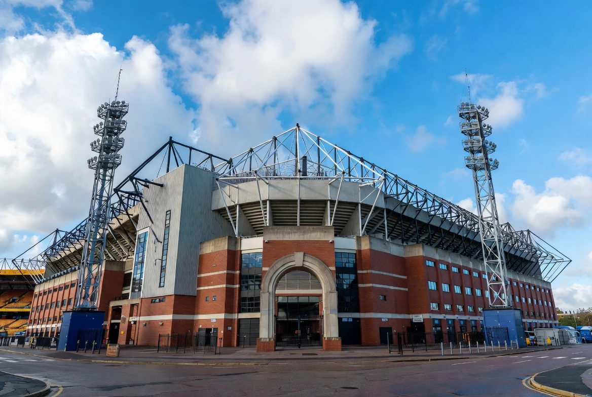 Wann Wolverhampton Wanderers Tickets in den Verkauf gehen background image